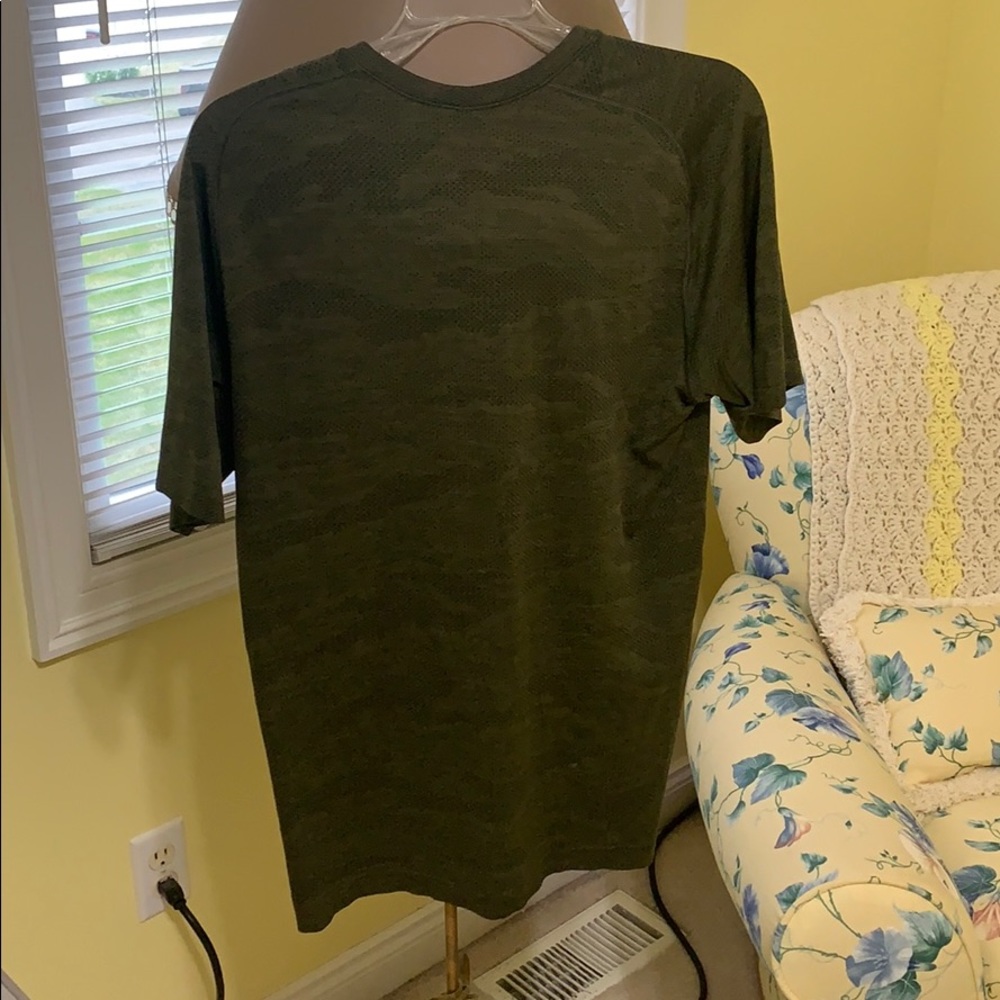Lululemon MVT - Picture 2 of 3